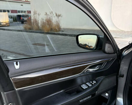 Серый БМВ 7 Серия, объемом двигателя 4.39 л и пробегом 140 тыс. км за 27500 $, фото 55 на Automoto.ua