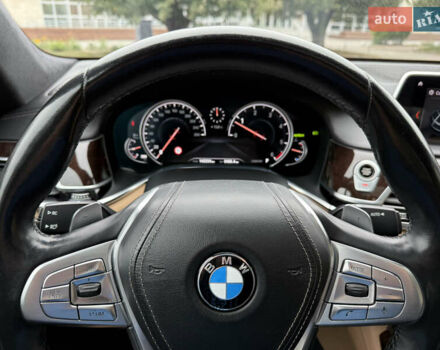 Серый БМВ 7 Серия, объемом двигателя 2.99 л и пробегом 143 тыс. км за 44444 $, фото 32 на Automoto.ua
