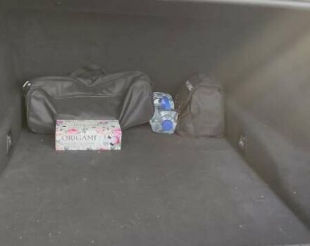 Серый БМВ 7 Серия, объемом двигателя 2 л и пробегом 135 тыс. км за 36805 $, фото 17 на Automoto.ua