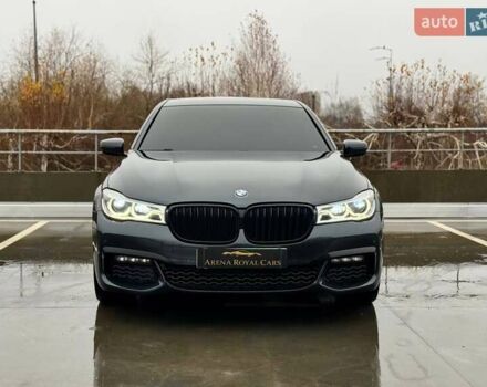 Серый БМВ 7 Серия, объемом двигателя 2.99 л и пробегом 233 тыс. км за 34500 $, фото 3 на Automoto.ua