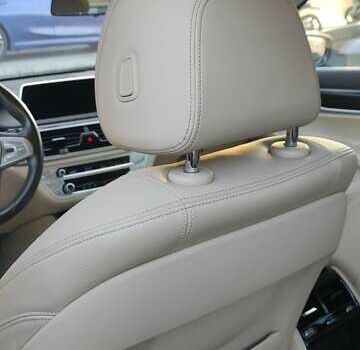 Серый БМВ 7 Серия, объемом двигателя 2 л и пробегом 135 тыс. км за 36805 $, фото 12 на Automoto.ua