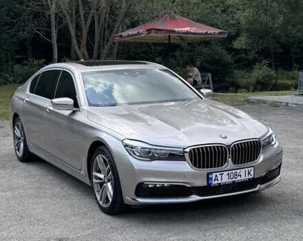 Серый БМВ 7 Серия, объемом двигателя 3 л и пробегом 154 тыс. км за 27900 $, фото 3 на Automoto.ua