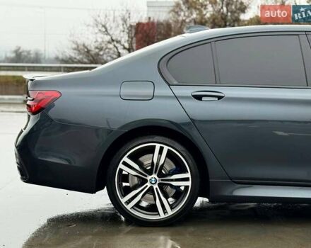 Серый БМВ 7 Серия, объемом двигателя 2.99 л и пробегом 233 тыс. км за 34500 $, фото 10 на Automoto.ua