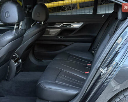 Серый БМВ 7 Серия, объемом двигателя 3 л и пробегом 198 тыс. км за 26500 $, фото 27 на Automoto.ua