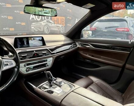 Серый БМВ 7 Серия, объемом двигателя 2.99 л и пробегом 230 тыс. км за 37000 $, фото 18 на Automoto.ua