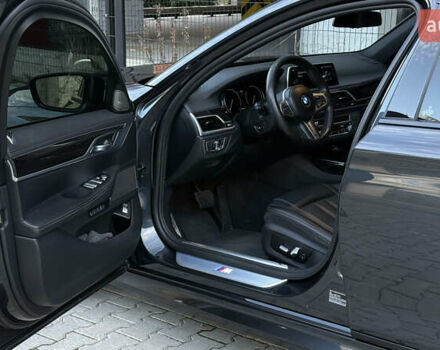 Серый БМВ 7 Серия, объемом двигателя 3 л и пробегом 198 тыс. км за 26500 $, фото 11 на Automoto.ua