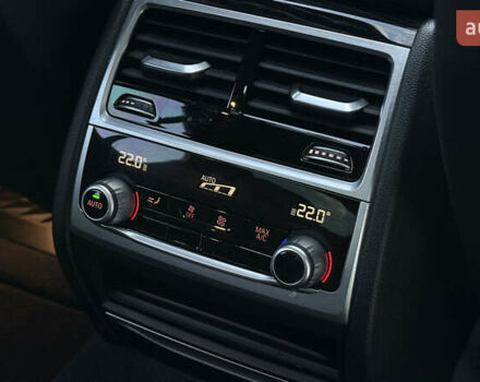 Серый БМВ 7 Серия, объемом двигателя 3 л и пробегом 198 тыс. км за 26500 $, фото 9 на Automoto.ua