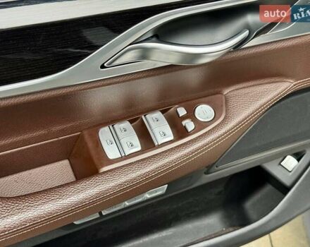 Серый БМВ 7 Серия, объемом двигателя 2.99 л и пробегом 233 тыс. км за 34500 $, фото 42 на Automoto.ua