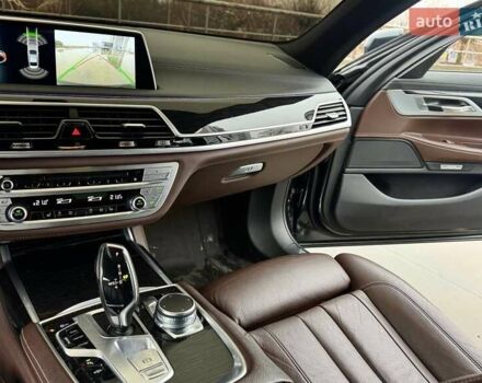 Серый БМВ 7 Серия, объемом двигателя 2.99 л и пробегом 233 тыс. км за 34500 $, фото 35 на Automoto.ua