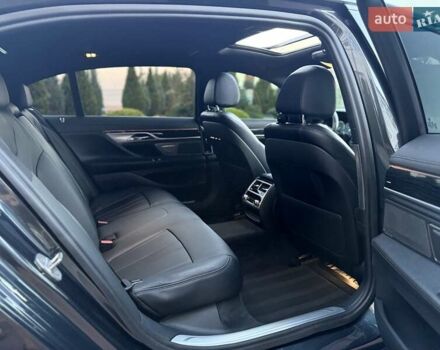 Сірий БМВ 7 Серія, об'ємом двигуна 2.98 л та пробігом 197 тис. км за 25700 $, фото 119 на Automoto.ua
