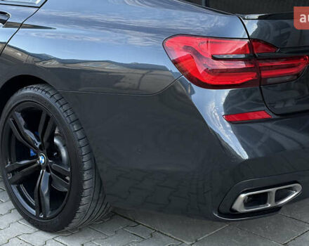 Серый БМВ 7 Серия, объемом двигателя 3 л и пробегом 198 тыс. км за 26500 $, фото 25 на Automoto.ua
