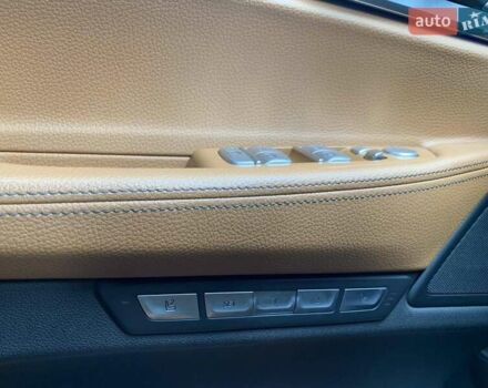 Серый БМВ 7 Серия, объемом двигателя 3 л и пробегом 100 тыс. км за 44000 $, фото 4 на Automoto.ua