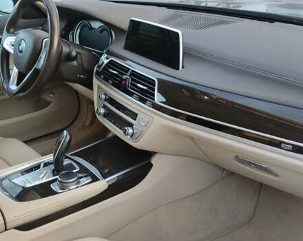 Серый БМВ 7 Серия, объемом двигателя 2 л и пробегом 135 тыс. км за 36805 $, фото 8 на Automoto.ua