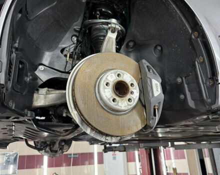 Серый БМВ 7 Серия, объемом двигателя 2.98 л и пробегом 198 тыс. км за 25500 $, фото 22 на Automoto.ua