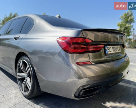 Серый БМВ 7 Серия, объемом двигателя 2.98 л и пробегом 198 тыс. км за 25500 $, фото 7 на Automoto.ua