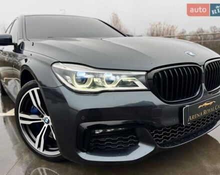 Серый БМВ 7 Серия, объемом двигателя 2.99 л и пробегом 233 тыс. км за 34500 $, фото 8 на Automoto.ua