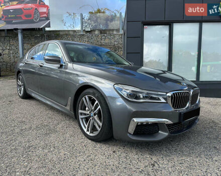 Серый БМВ 7 Серия, объемом двигателя 3 л и пробегом 118 тыс. км за 42000 $, фото 5 на Automoto.ua