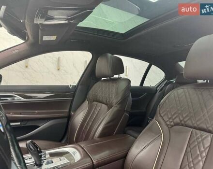 Серый БМВ 7 Серия, объемом двигателя 2.99 л и пробегом 185 тыс. км за 36900 $, фото 2 на Automoto.ua