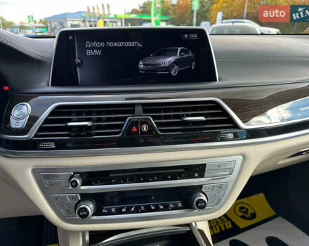Серый БМВ 7 Серия, объемом двигателя 3 л и пробегом 118 тыс. км за 42000 $, фото 17 на Automoto.ua