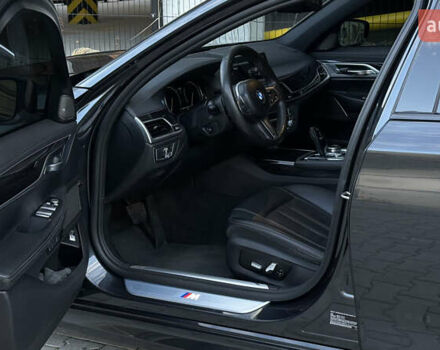 Серый БМВ 7 Серия, объемом двигателя 3 л и пробегом 198 тыс. км за 26500 $, фото 30 на Automoto.ua