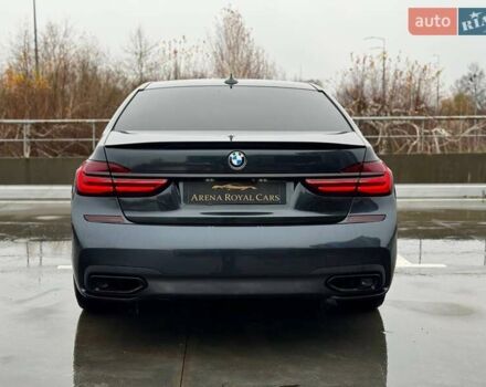Серый БМВ 7 Серия, объемом двигателя 2.99 л и пробегом 233 тыс. км за 34500 $, фото 11 на Automoto.ua