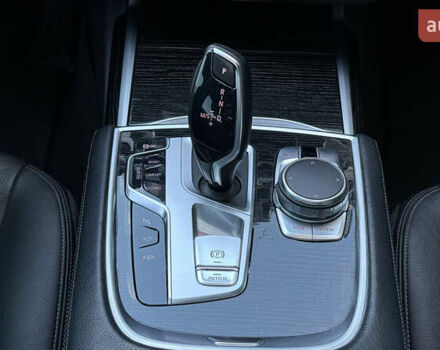 Серый БМВ 7 Серия, объемом двигателя 3 л и пробегом 198 тыс. км за 26500 $, фото 18 на Automoto.ua