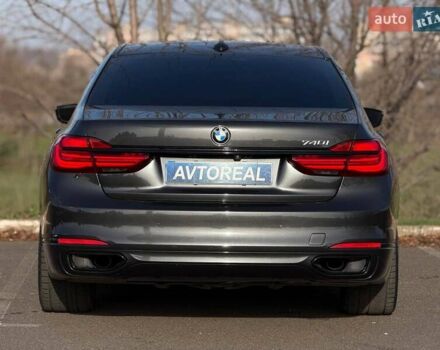 Серый БМВ 7 Серия, объемом двигателя 3 л и пробегом 92 тыс. км за 31000 $, фото 19 на Automoto.ua