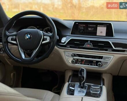 Серый БМВ 7 Серия, объемом двигателя 3 л и пробегом 92 тыс. км за 31000 $, фото 55 на Automoto.ua