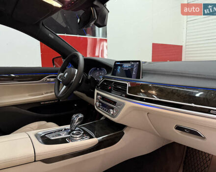 Серый БМВ 7 Серия, объемом двигателя 2 л и пробегом 95 тыс. км за 45000 $, фото 13 на Automoto.ua