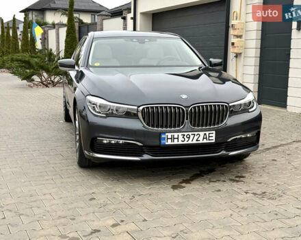 Серый БМВ 7 Серия, объемом двигателя 3 л и пробегом 89 тыс. км за 31400 $, фото 6 на Automoto.ua