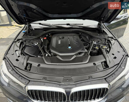 Серый БМВ 7 Серия, объемом двигателя 3 л и пробегом 89 тыс. км за 31400 $, фото 24 на Automoto.ua