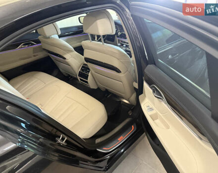 Серый БМВ 7 Серия, объемом двигателя 2.99 л и пробегом 63 тыс. км за 53500 $, фото 3 на Automoto.ua