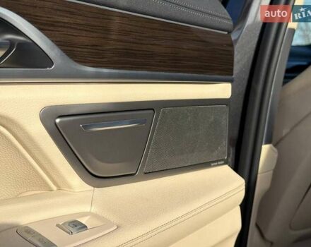 Серый БМВ 7 Серия, объемом двигателя 3 л и пробегом 92 тыс. км за 31000 $, фото 45 на Automoto.ua