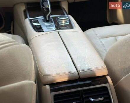 Серый БМВ 7 Серия, объемом двигателя 3 л и пробегом 92 тыс. км за 31000 $, фото 52 на Automoto.ua