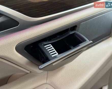 Серый БМВ 7 Серия, объемом двигателя 3 л и пробегом 92 тыс. км за 31000 $, фото 58 на Automoto.ua