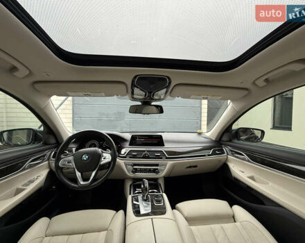 Серый БМВ 7 Серия, объемом двигателя 3 л и пробегом 89 тыс. км за 31400 $, фото 19 на Automoto.ua