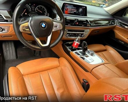 Серый БМВ 7 Серия, объемом двигателя 3 л и пробегом 220 тыс. км за 34600 $, фото 7 на Automoto.ua