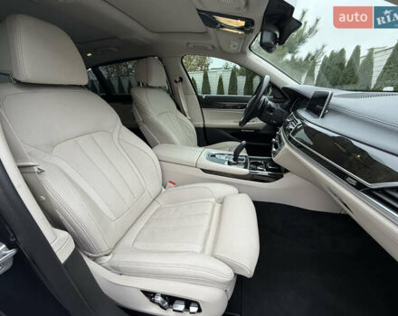 Серый БМВ 7 Серия, объемом двигателя 3 л и пробегом 89 тыс. км за 31400 $, фото 26 на Automoto.ua