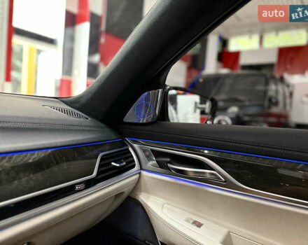 Серый БМВ 7 Серия, объемом двигателя 2 л и пробегом 95 тыс. км за 45000 $, фото 20 на Automoto.ua