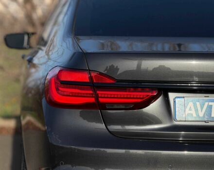 Серый БМВ 7 Серия, объемом двигателя 3 л и пробегом 92 тыс. км за 31000 $, фото 6 на Automoto.ua