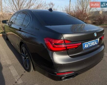 Серый БМВ 7 Серия, объемом двигателя 3 л и пробегом 92 тыс. км за 31000 $, фото 27 на Automoto.ua