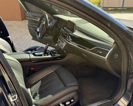 Серый БМВ 7 Серия, объемом двигателя 3 л и пробегом 132 тыс. км за 55000 $, фото 6 на Automoto.ua