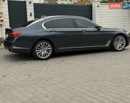 Серый БМВ 7 Серия, объемом двигателя 3 л и пробегом 89 тыс. км за 31400 $, фото 11 на Automoto.ua