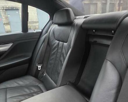 Серый БМВ 7 Серия, объемом двигателя 3 л и пробегом 130 тыс. км за 36900 $, фото 40 на Automoto.ua