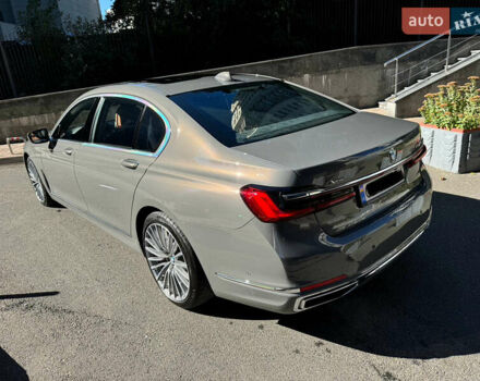 Серый БМВ 7 Серия, объемом двигателя 4.39 л и пробегом 120 тыс. км за 59000 $, фото 13 на Automoto.ua