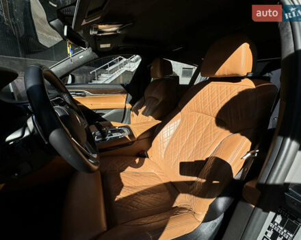 Серый БМВ 7 Серия, объемом двигателя 4.39 л и пробегом 120 тыс. км за 59000 $, фото 22 на Automoto.ua