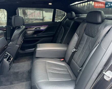 Сірий БМВ 7 Серія, об'ємом двигуна 4.39 л та пробігом 120 тис. км за 50000 $, фото 19 на Automoto.ua