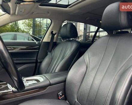 Серый БМВ 7 Серия, объемом двигателя 3 л и пробегом 141 тыс. км за 38990 $, фото 12 на Automoto.ua