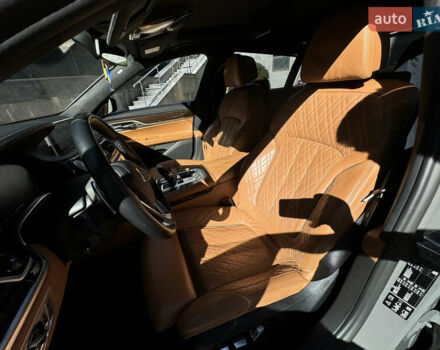 Серый БМВ 7 Серия, объемом двигателя 4.39 л и пробегом 120 тыс. км за 59000 $, фото 21 на Automoto.ua