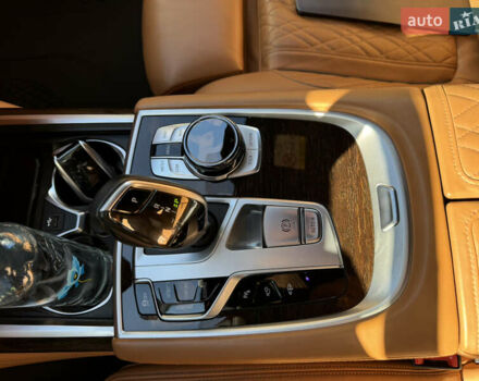 Серый БМВ 7 Серия, объемом двигателя 4.39 л и пробегом 120 тыс. км за 59000 $, фото 25 на Automoto.ua